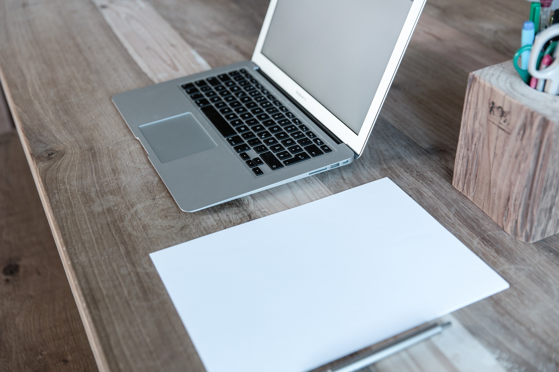 blog content with a fast paraphrasing API