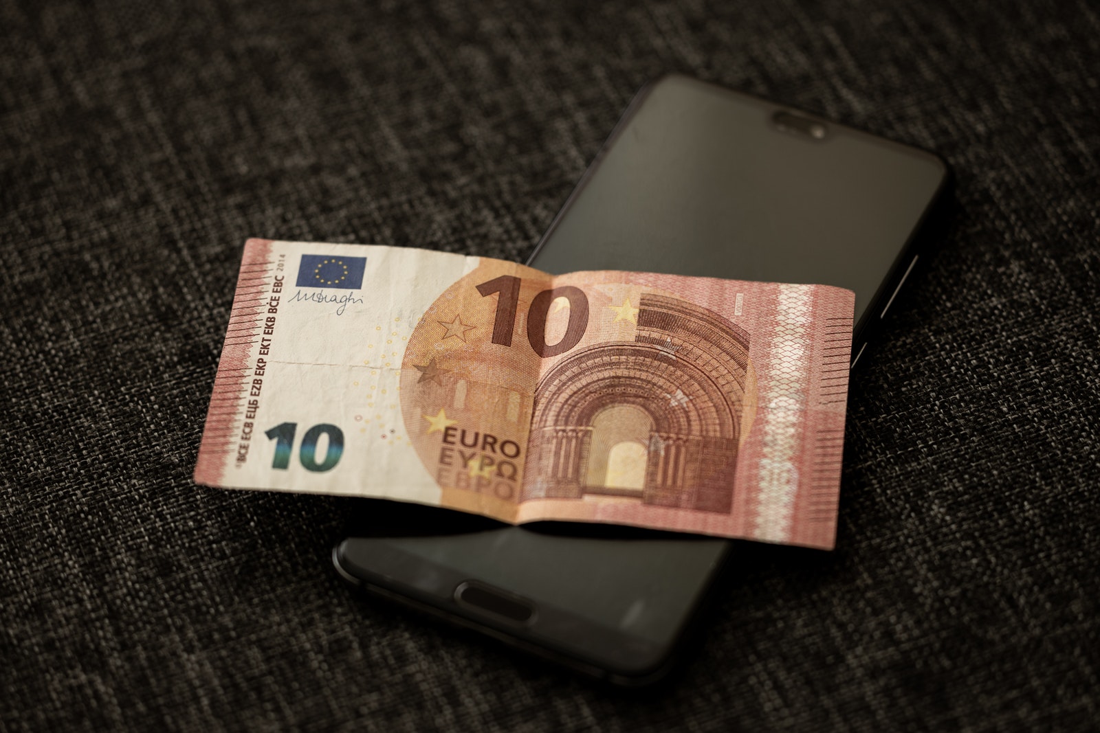 10 Euro on Black Table