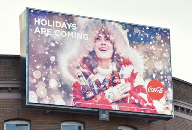 Coca-Cola Christmas advertisement, Belfast (December 2017)