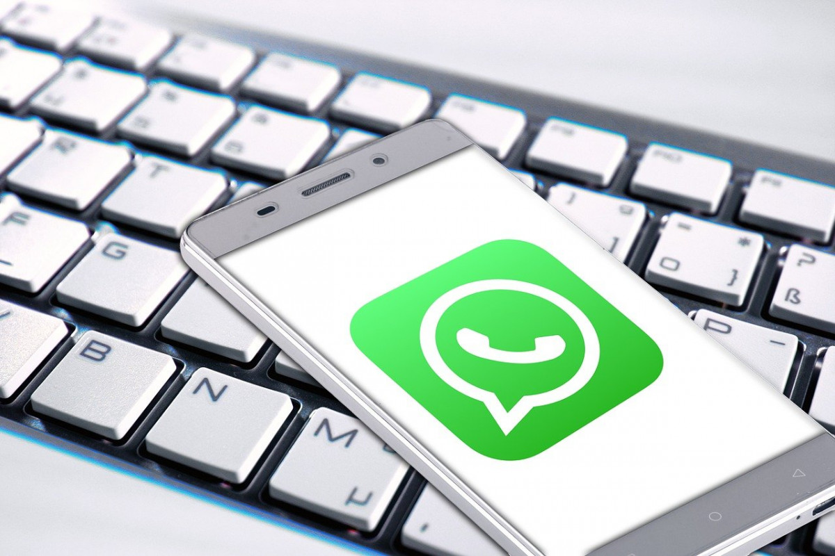 whatsapp, keyboard, smartphone